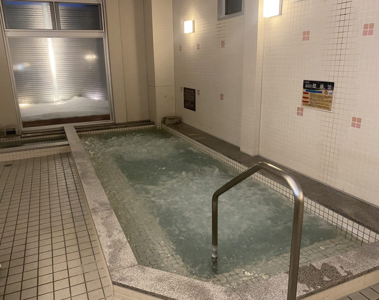 女性大浴場（お風呂、水風呂）