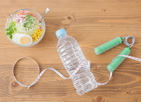 筋トレは食前・食後のどちらにするべき？ベストなタイミングを解説