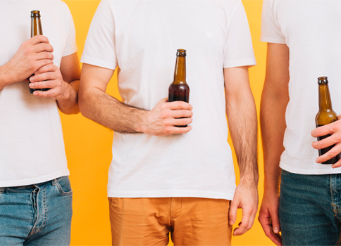 筋トレ後にお酒を飲んでもいい？体への影響と飲酒時のポイントを解説