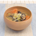 しじみとトマトの味噌汁
