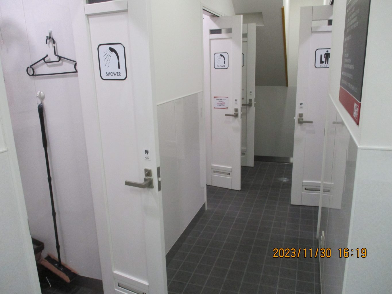 男性用更衣室