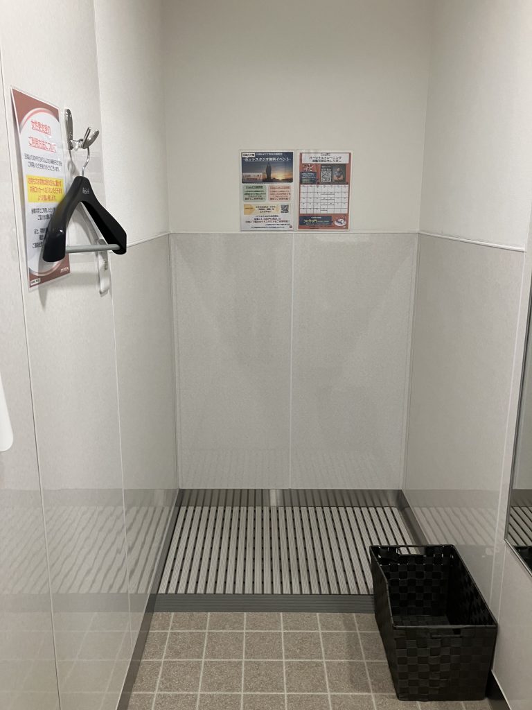 鍵付き更衣室×1
